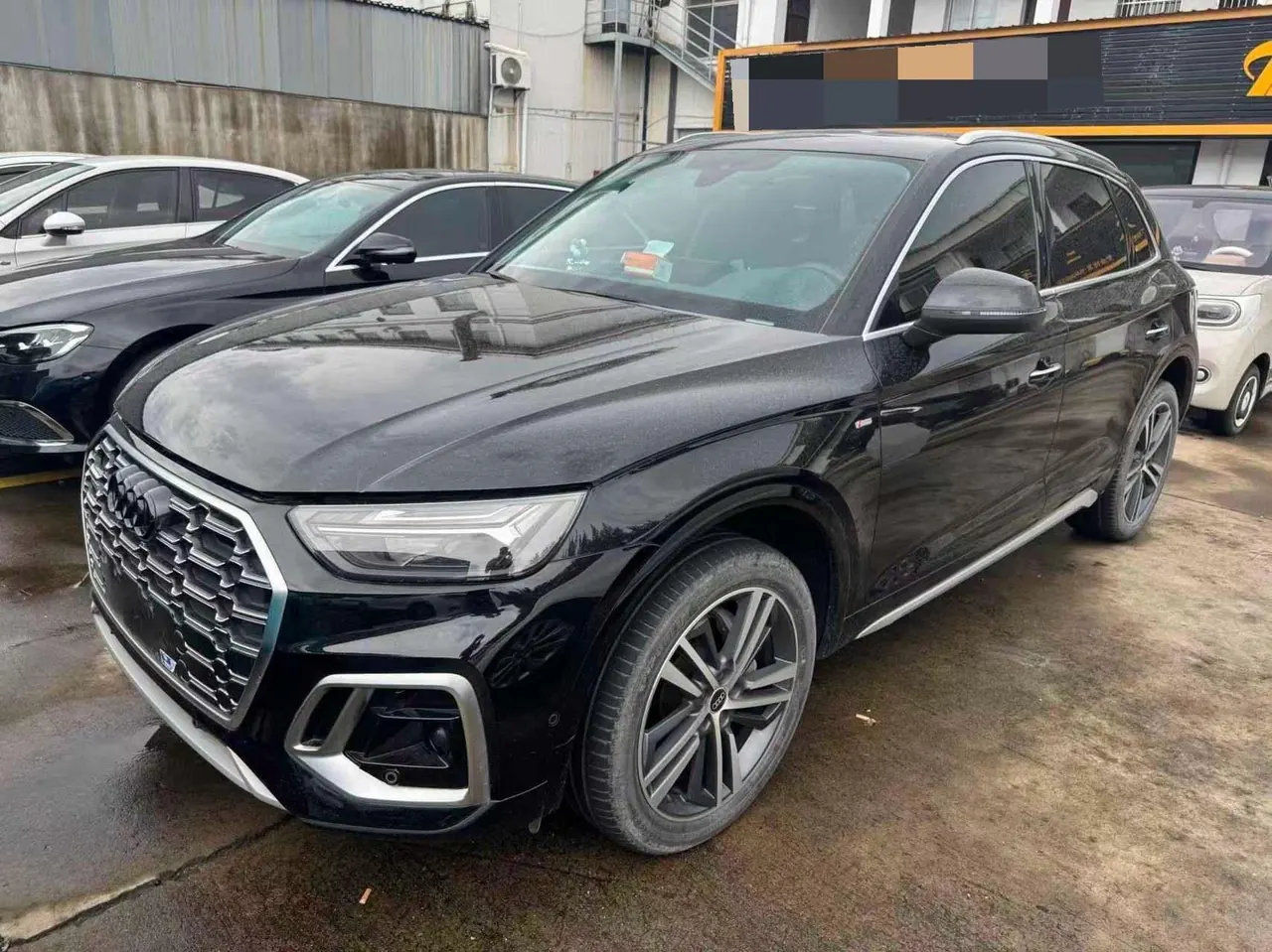 Открыть галерею: Audi 2022 Q5L 2.0TFSI 40TFSI luxury dynamic automatic