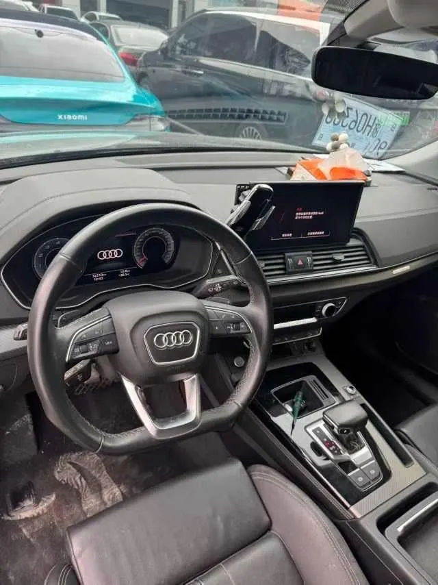 Audi 2022 Q5L 2.0TFSI 40TFSI luxury dynamic automatic 3