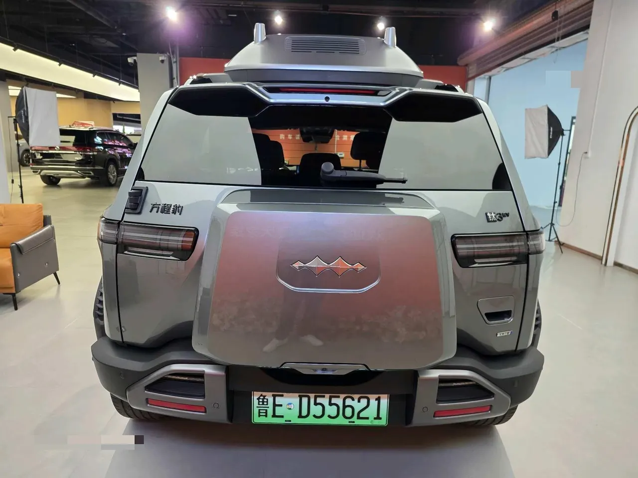 FangChengBao 2025 titanium 3 501KM four-wheel drive unmanned aerial vehicle version automatic gear 8