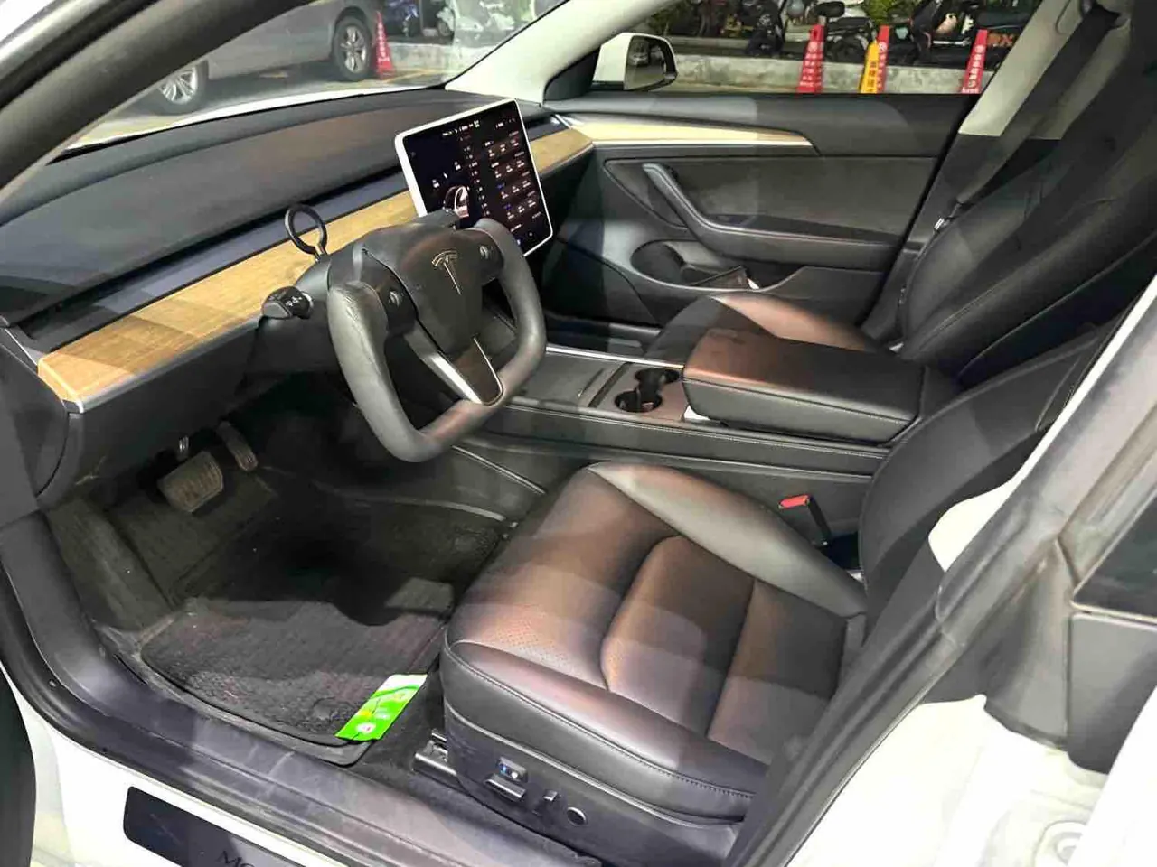 Tesla 2021 Model 3 Standard Endurance Rear Drive Upgraded Automatic Gear 5