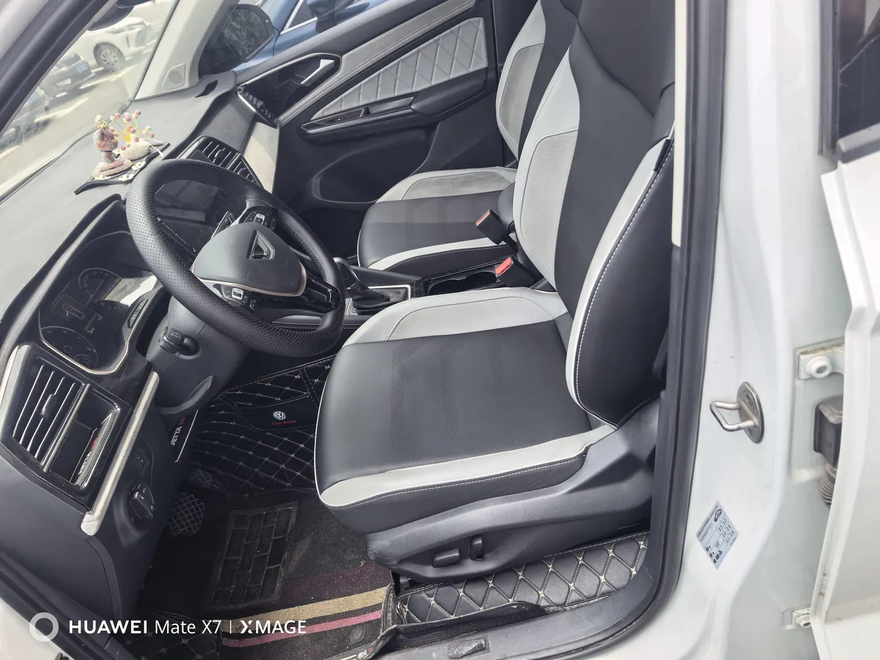 Jetta 2021 Jetta VS7 1.4T Panda Edition Glory Automatic Gear 3