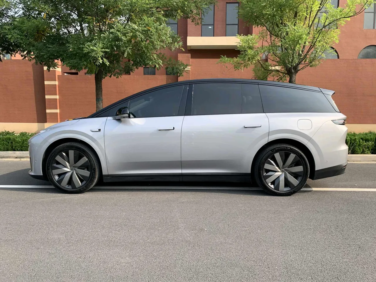 Li 2025 i8 Standard Edition Automatic Gear 3