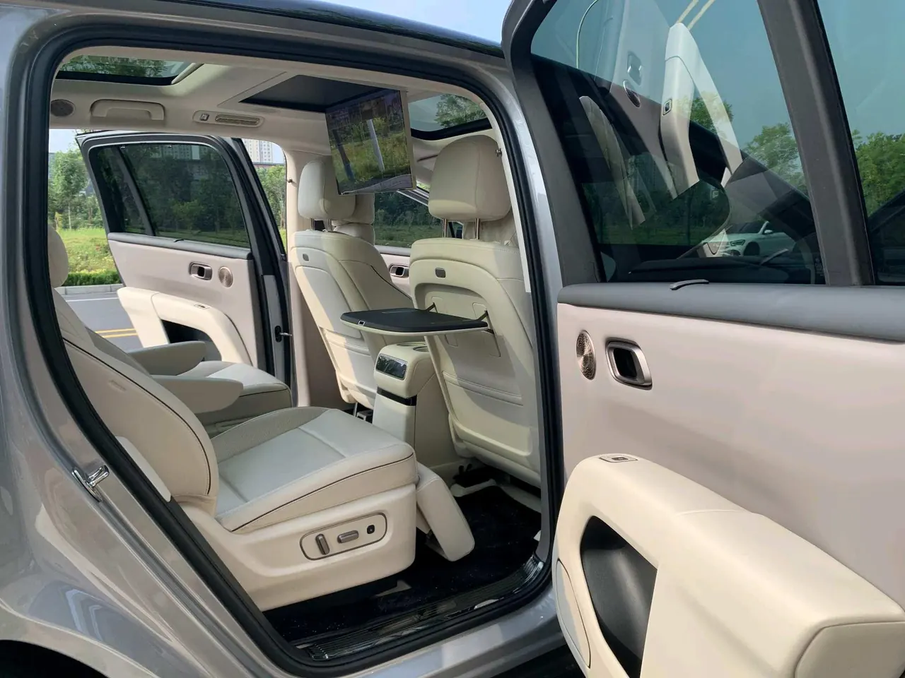 Li 2025 i8 Standard Edition Automatic Gear 9