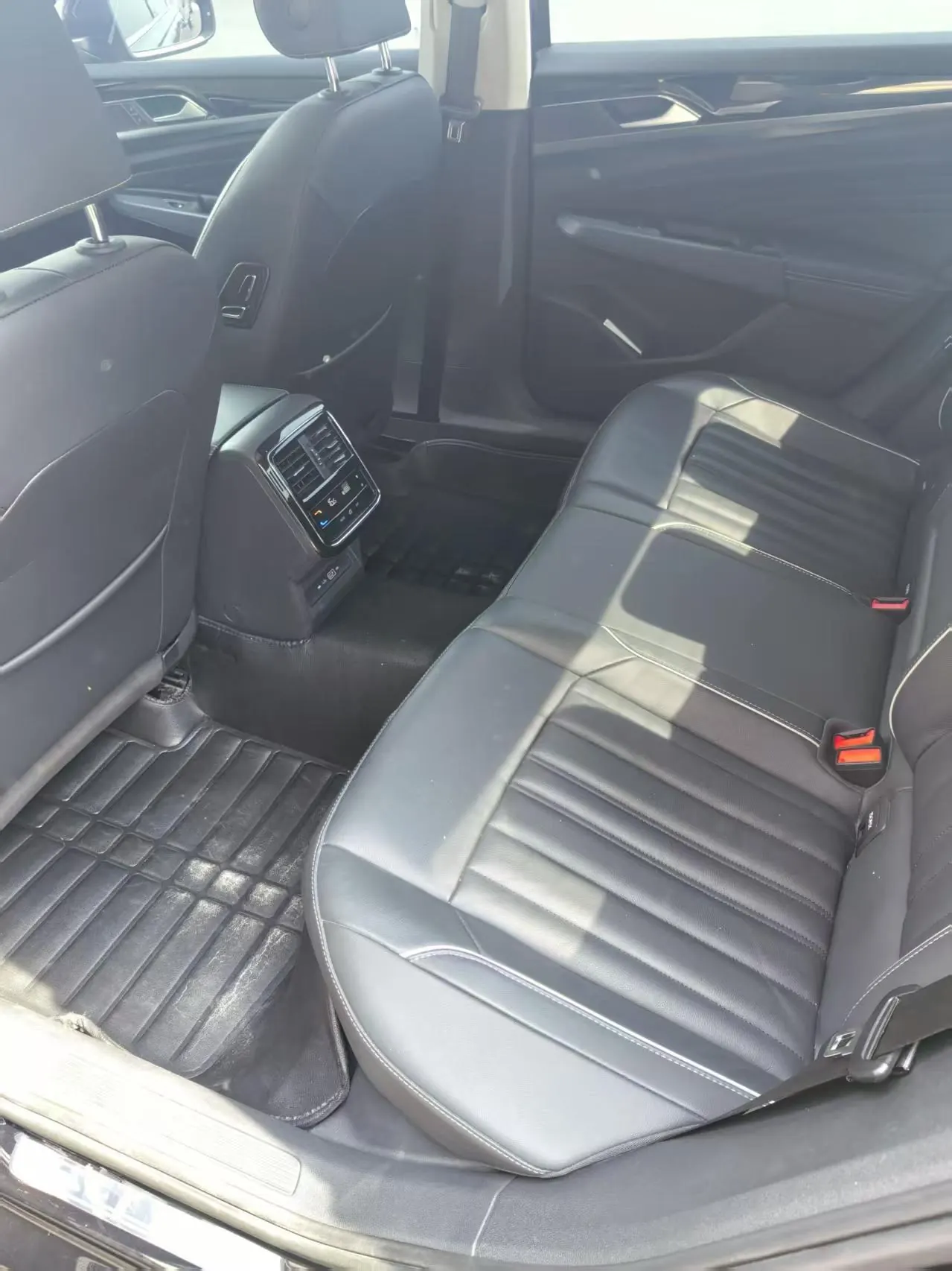 Volkswagen 2023 Passat 2.0TSI 330TSI Elite Edition Automatic 2