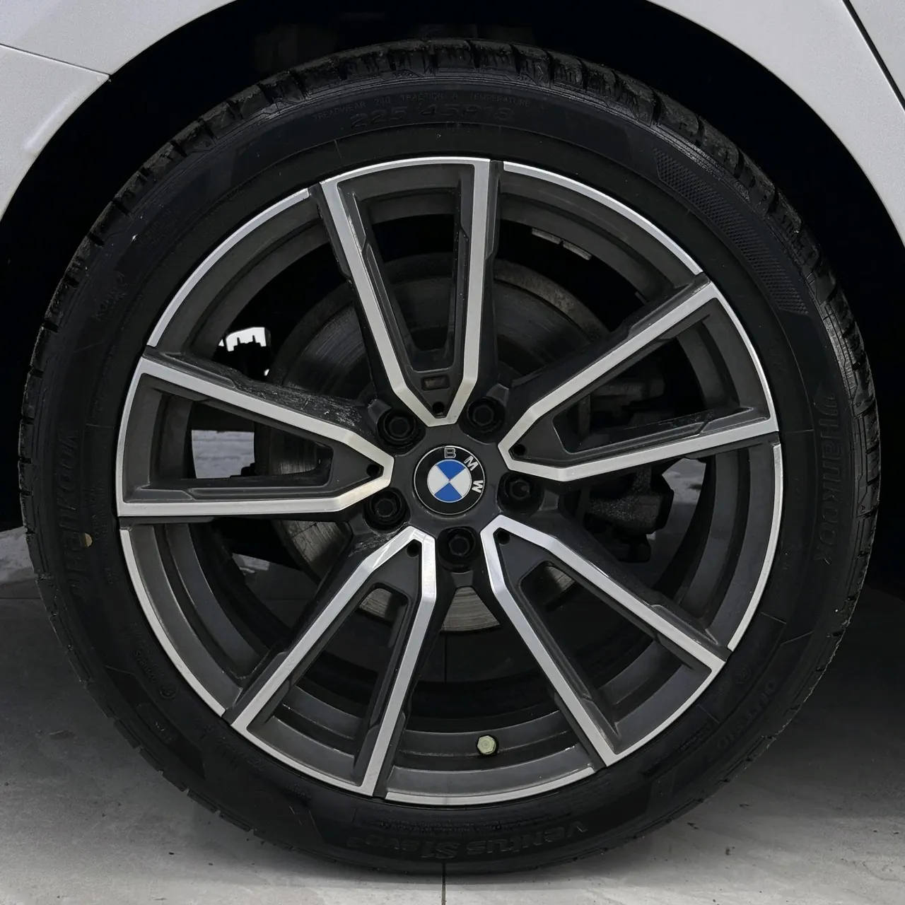 BMW 3 Series 2023 320Li 2.0T M Sports Suit Automatic Gear 16