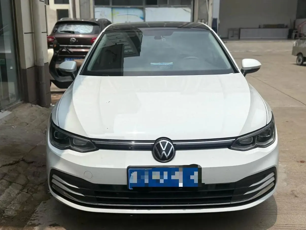 Volkswagen 2021 Golf 8 PRO 1.4TSI 280TSI Automatic 3
