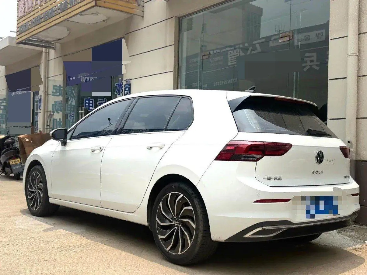 Volkswagen 2021 Golf 8 PRO 1.4TSI 280TSI Automatic 9