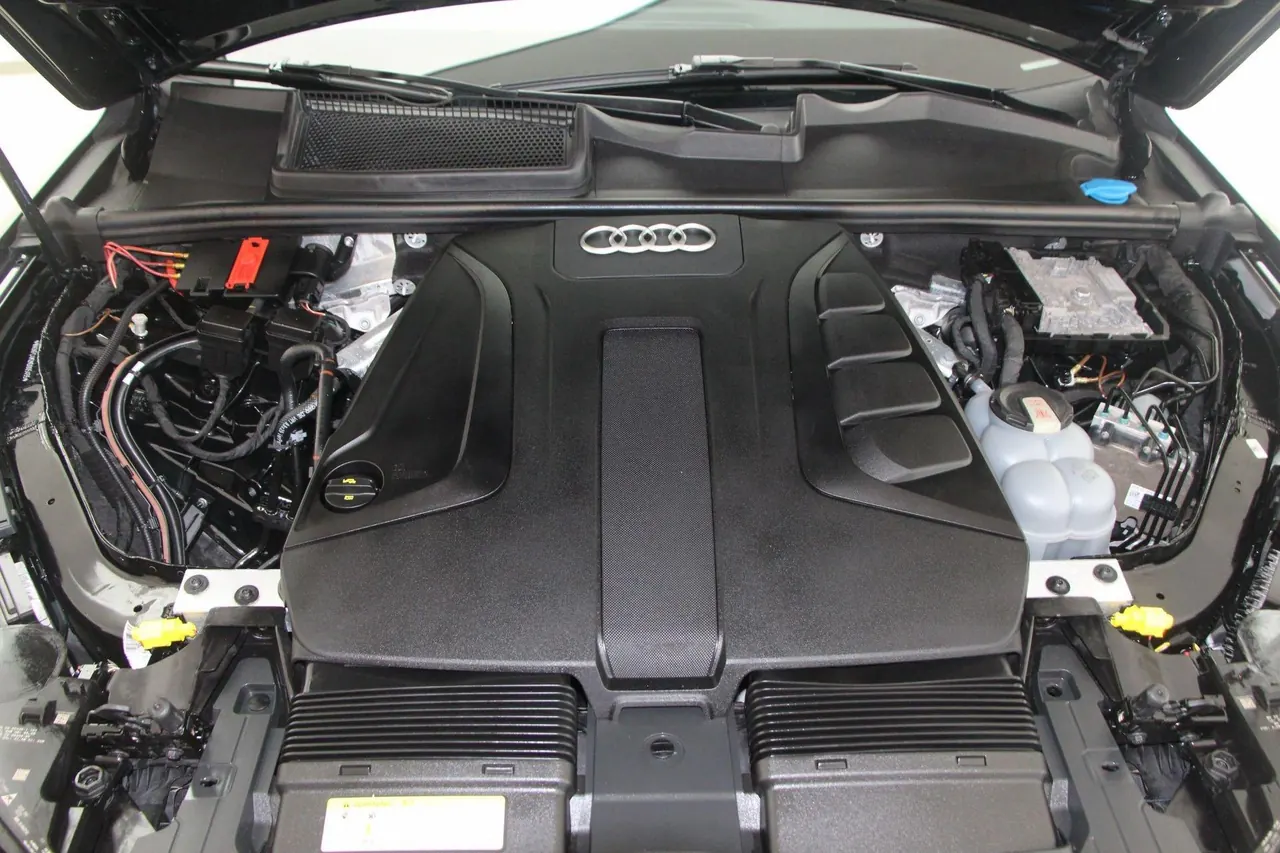 Audi Q7 (Imported) 2021 Q7 2.0TFSI 45TFSI Quattro S line Sports Automatic 15