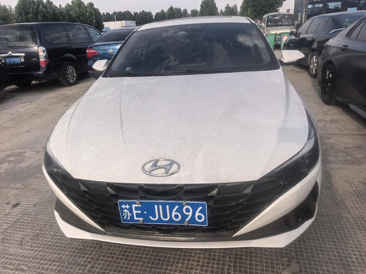 Hyundai 2021 Elantra -3-compartment 1.5 stepless LUX premium automatic gear 2