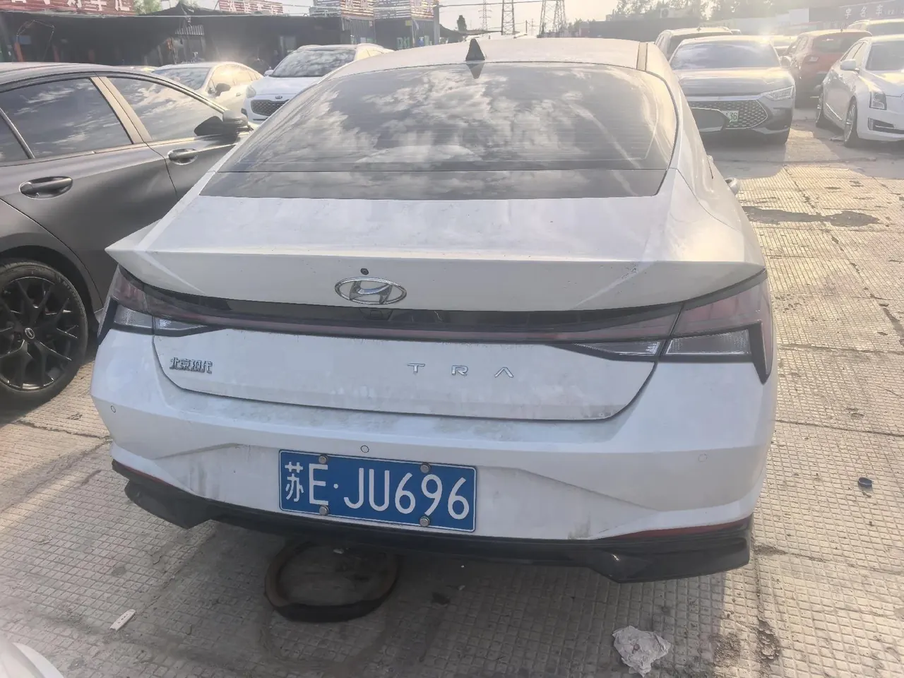 Hyundai 2021 Elantra -3-compartment 1.5 stepless LUX premium automatic gear 4