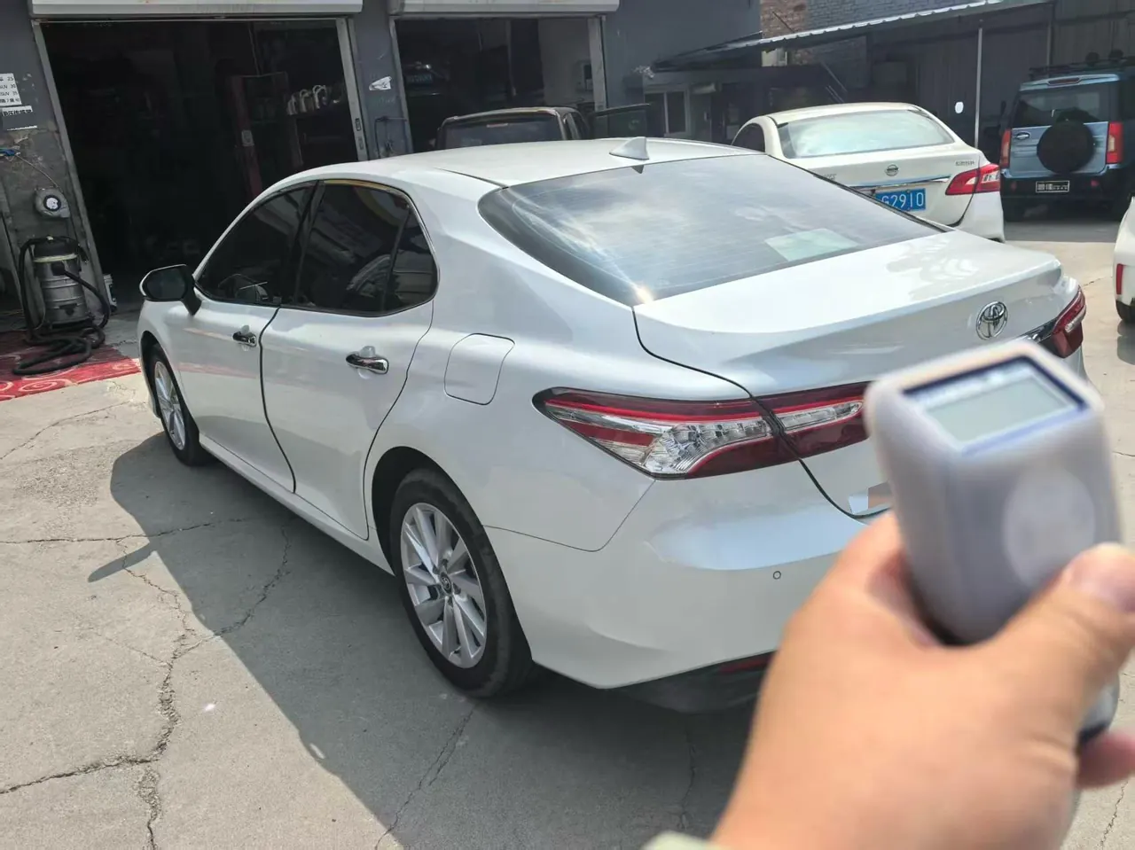 Toyota 2021 Camry 2.0G Stepless Deluxe Edition Automatic Gear 2