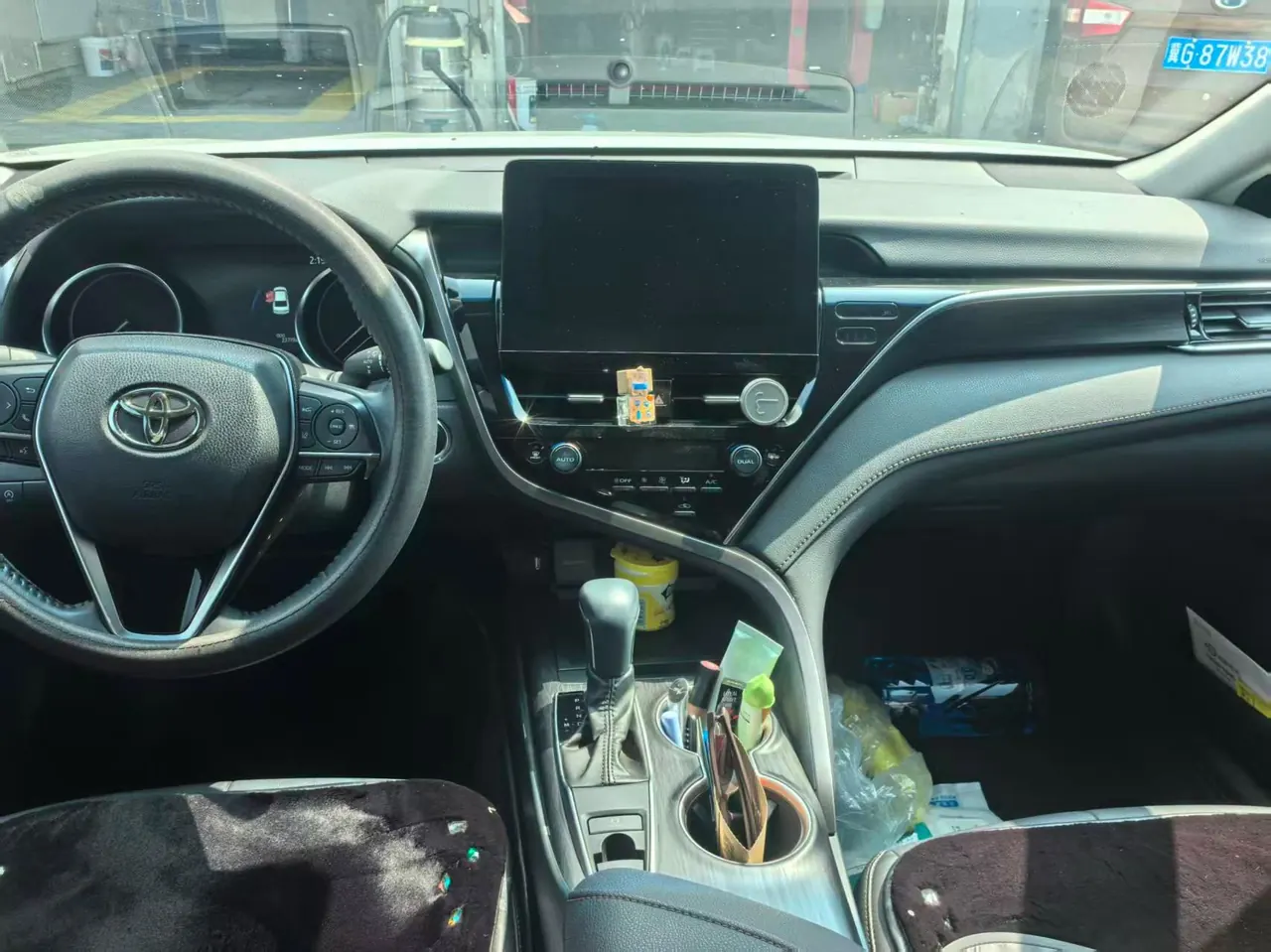 Toyota 2021 Camry 2.0G Stepless Deluxe Edition Automatic Gear 5