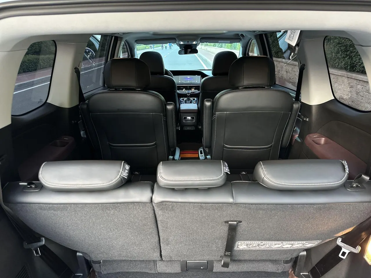 Chuanqi 2021 M6 1.5T 270T Deluxe Edition 7-seat Automatic Gear 11
