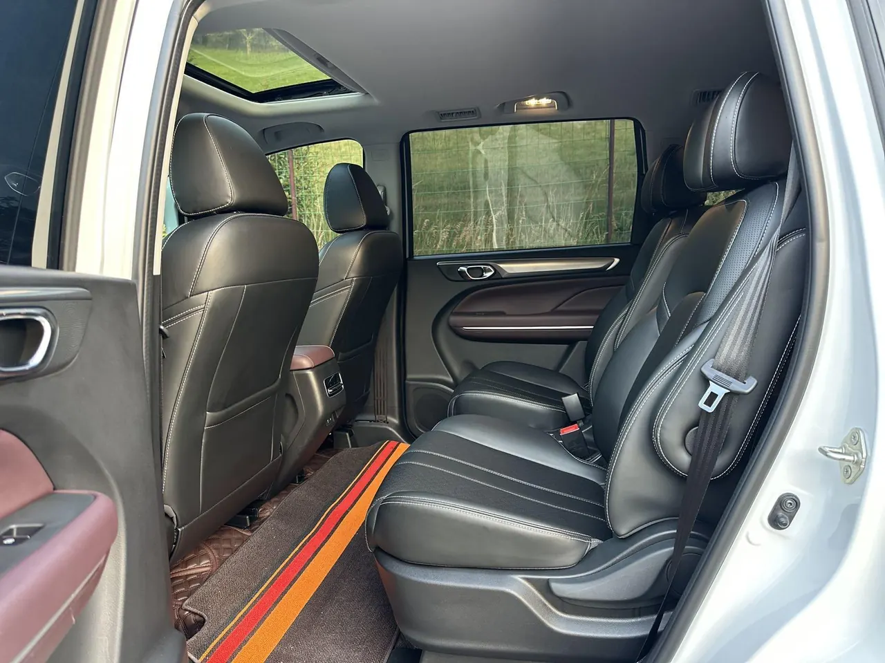 Chuanqi 2021 M6 1.5T 270T Deluxe Edition 7-seat Automatic Gear 8