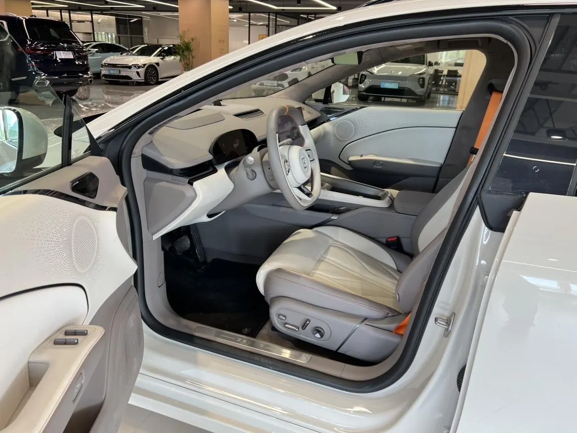 Zeekr 2025 Zeekr 007GT Long Endurance Rear Drive Smart Driving Edition 100kWh Automatic Transmission 2