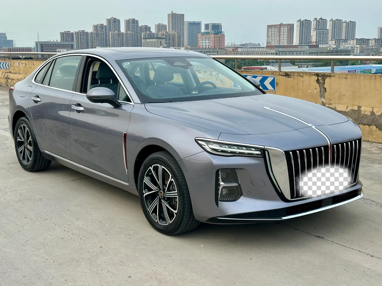 HongQi 2025 H5 PHEV 1.5T 170 Super Hybrid Automatic Gear - View 1