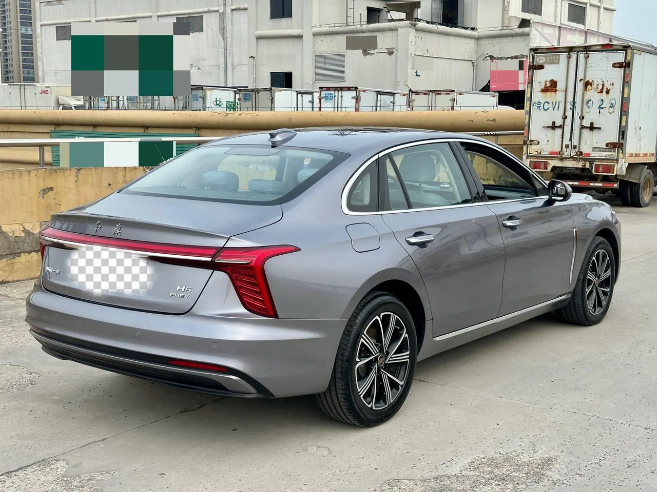 HongQi 2025 H5 PHEV 1.5T 170 Super Hybrid Automatic Gear 3