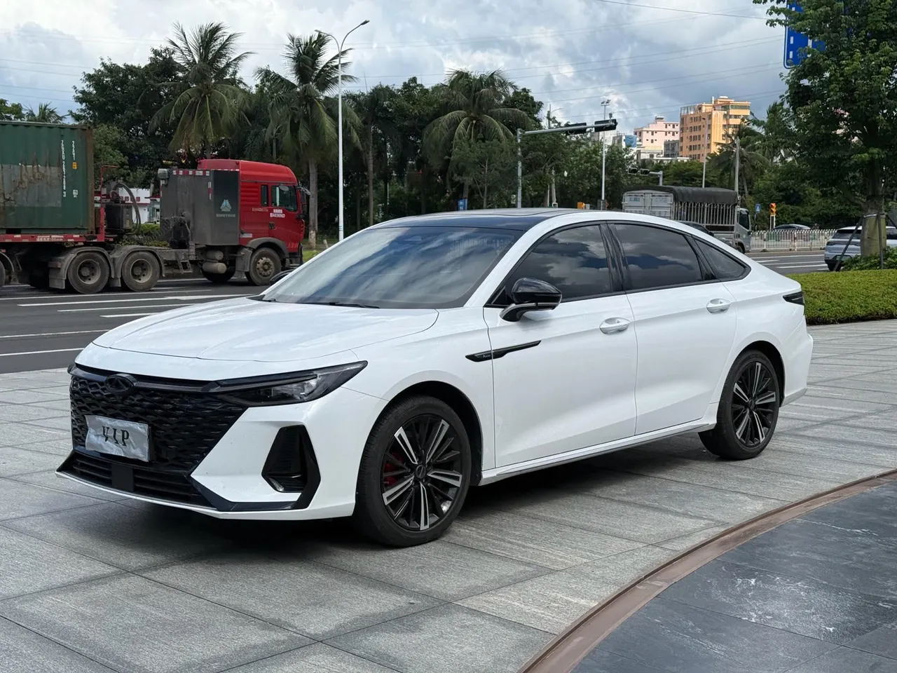 Open image lightbox: Chery 2022 Erez 8 1.6T Elegant Automatic Gear