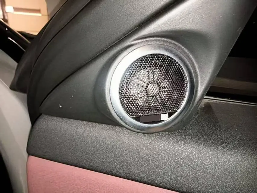 Land Rover 2023 Range Rover Aurora L 48V 2.0T 249PS Deluxe Automatic Gear 4