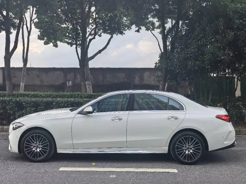 Mercedes Benz Class C 2026 C 260 L 48V 2.0T Sports Edition Automatic Gear 5