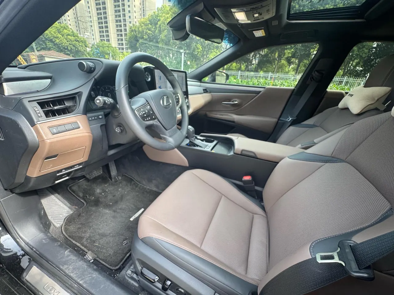 Lexus ES (Imported) 2025 ES200 2.0 Stepless Edition Automatic Gear 3