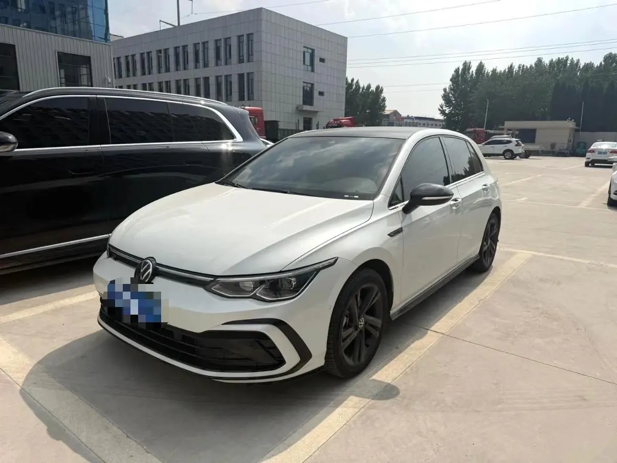 Volkswagen 2021 Golf 8 R-Line 1.4TSI 280TSI Automatic - View 1