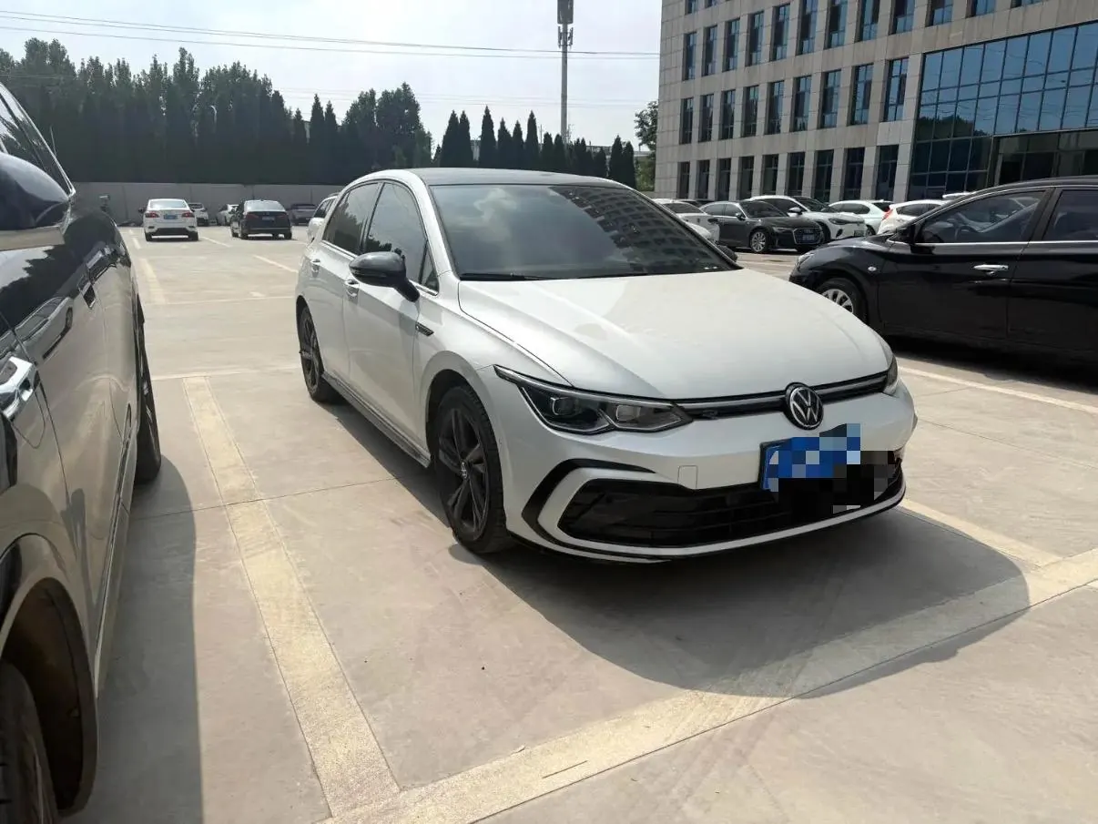 Volkswagen 2021 Golf 8 R-Line 1.4TSI 280TSI Automatic 2