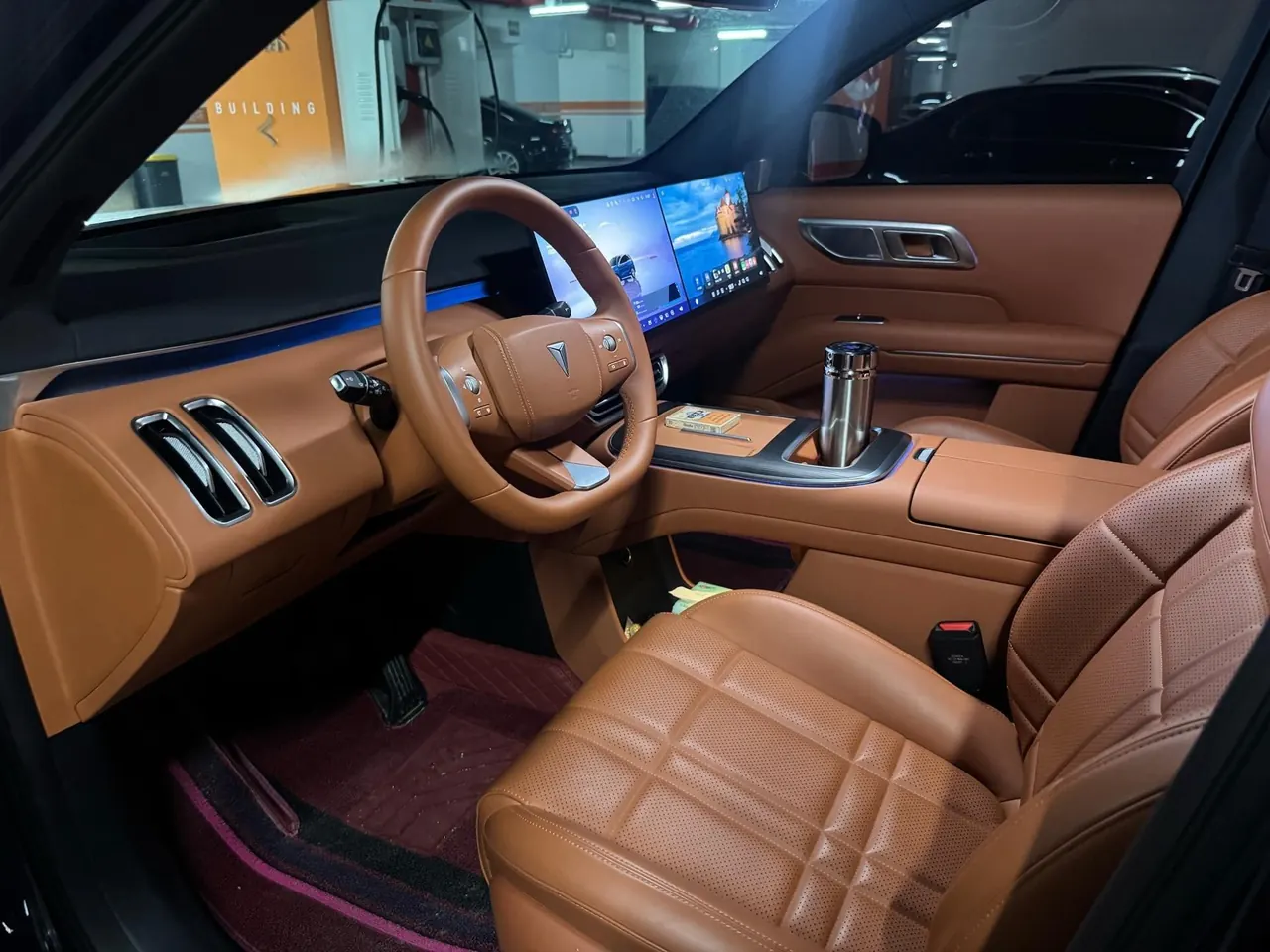 Open image lightbox: ChangAn Deepal 2025 S09 Rear Drive Ultra Automatic Gear