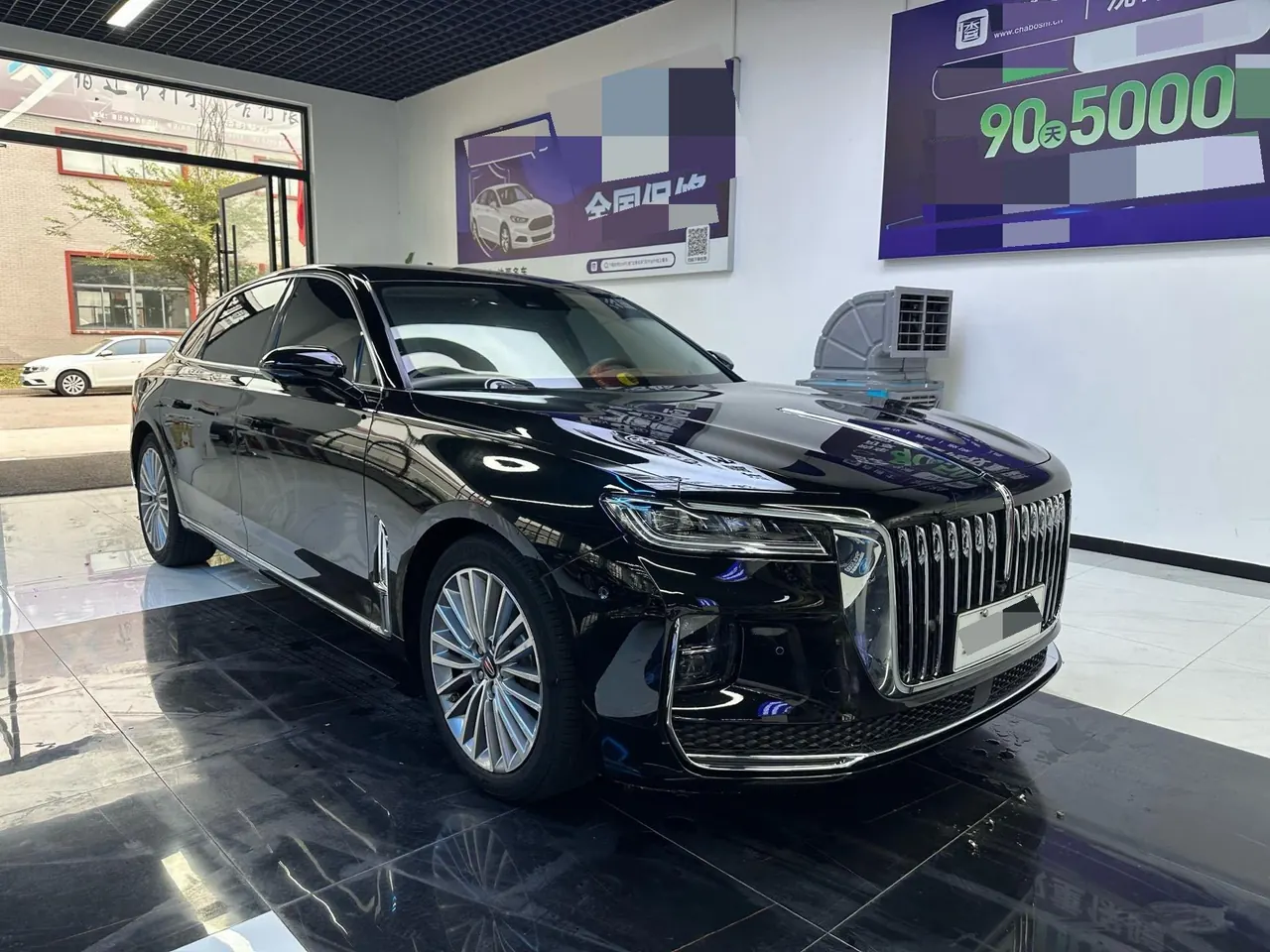 HongQi 2020 H9 48V 2.0T Zhilian Qi Chang Edition Automatic Gear 3