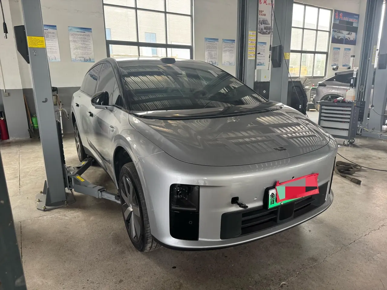 Li 2025 i6 four-wheel drive basic automatic transmission 2
