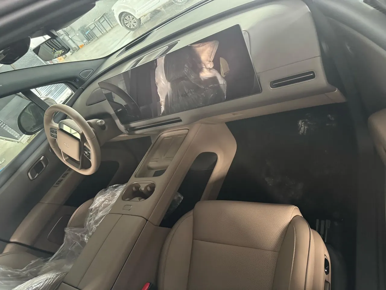 Li 2025 i6 four-wheel drive basic automatic transmission 4