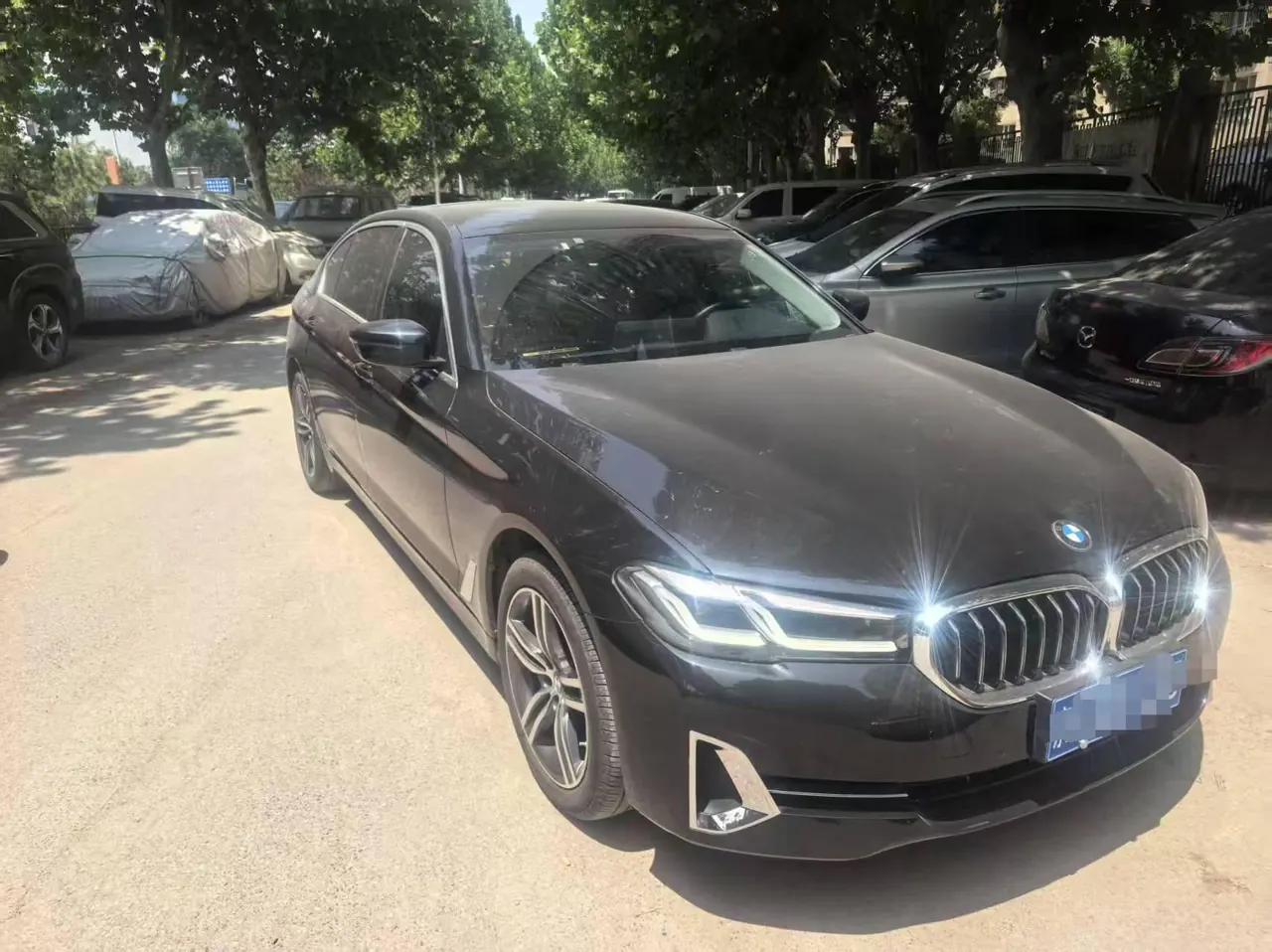 BMW 5 Series 2022 530Li 2.0T Leading Luxury Suit (Modified) Automatic Gear 2