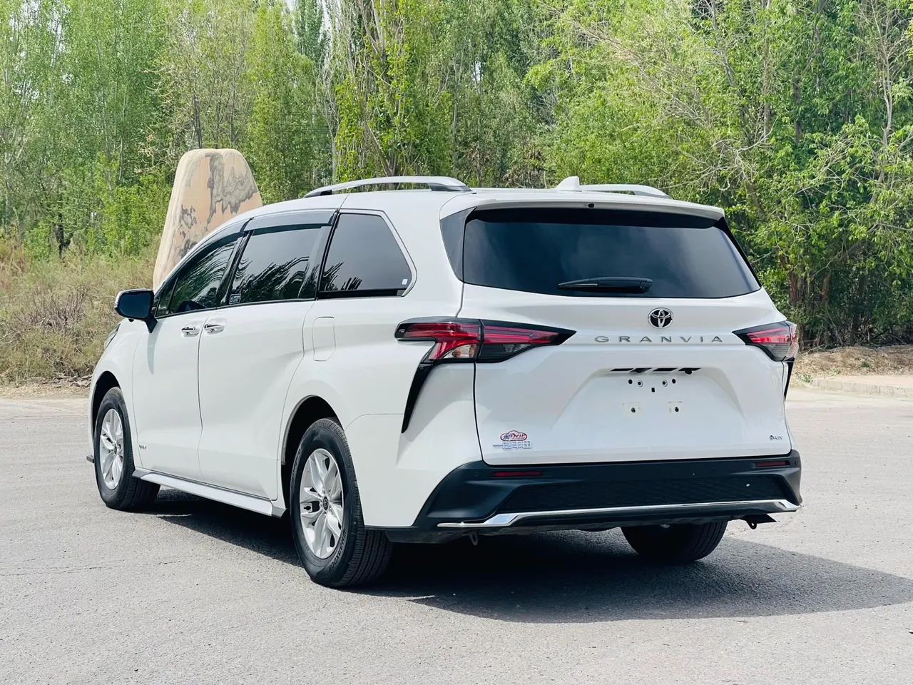 Toyota 2024 Grevia HYBRID 2.5 Stepless Comfort Edition Automatic Transmission 4