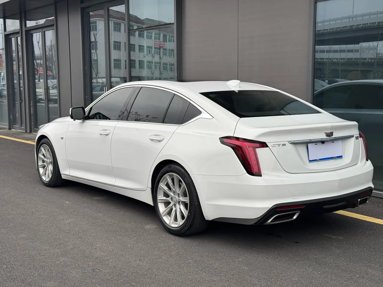 Cadillac 2020 CT5 2.0T 28T Fashion (Modified) Automatic Gear 3