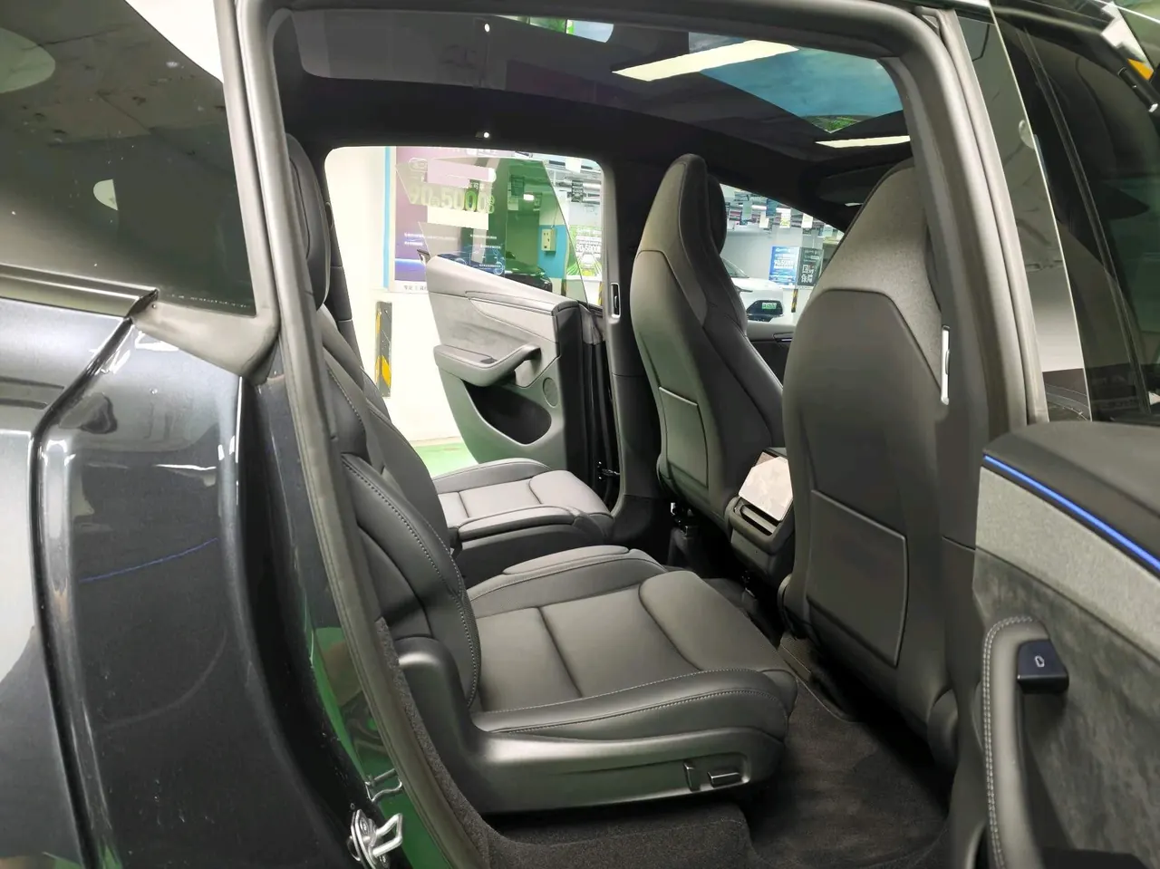 Tesla 2025 Model Y L Long Endurance All-Wheel Drive Automatic Transmission 5