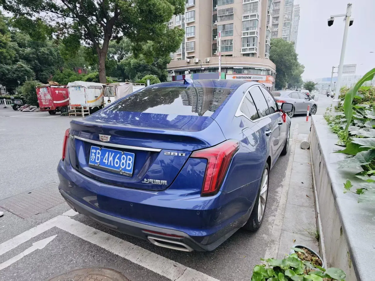 Cadillac 2023 CT5 2.0T 28T Luxury (Standard Edition) Automatic Gear 3