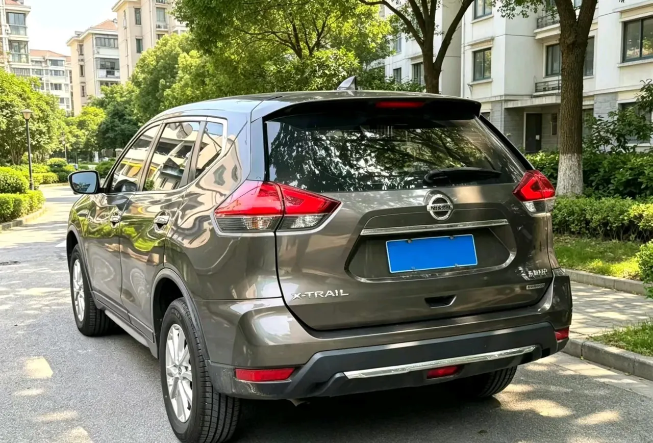 Nissan 2020 Qijun 2.0 Stepless XL ITS Two-Drive Comfort Edition Automatic Gear 3