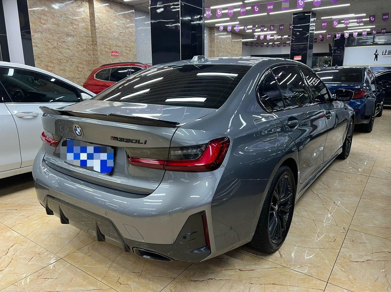 BMW 3 Series 2023 330Li 2.0T M Sports Obsidian Night Suit Automatic Gear 6