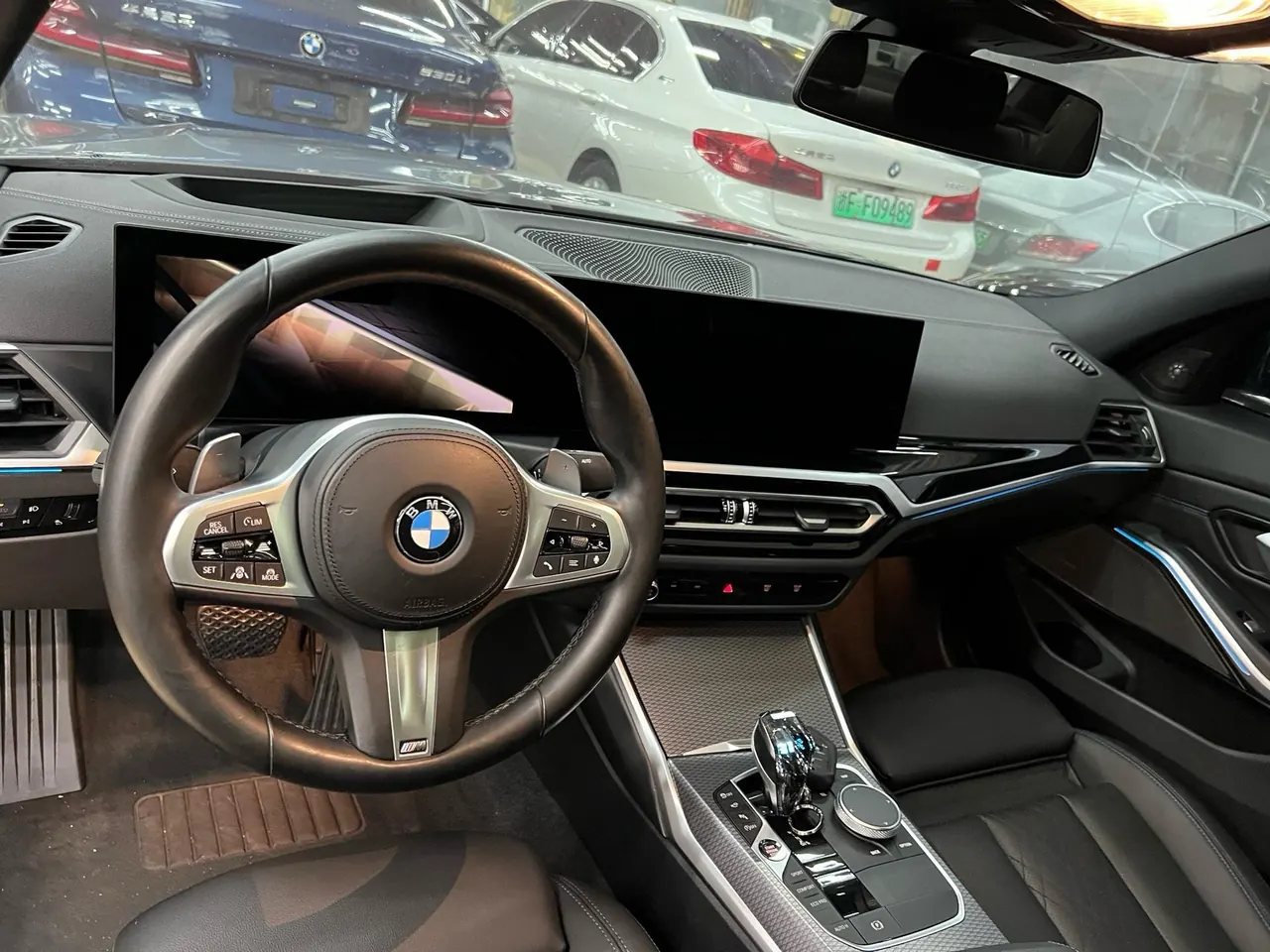 BMW 3 Series 2023 330Li 2.0T M Sports Obsidian Night Suit Automatic Gear 8