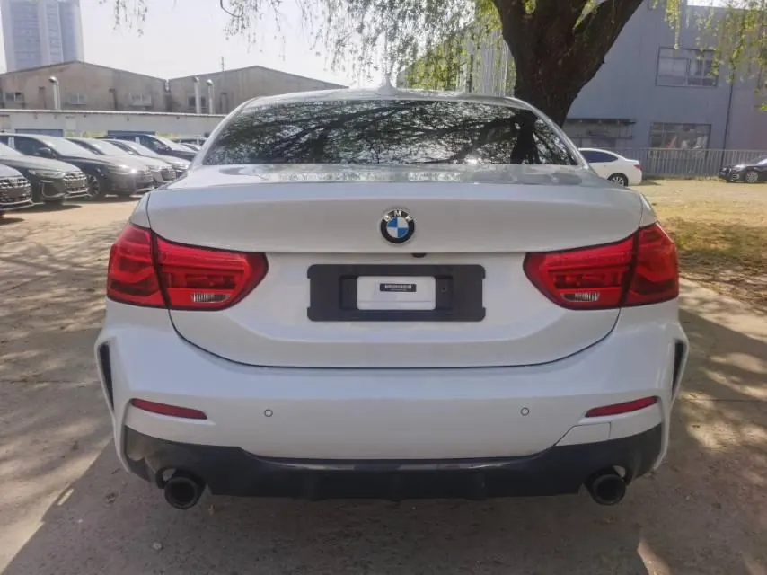BMW 1 Series 2021 120i 1.5T M Sports Obsidian Night Edition (Changed) Automatic Gear 4