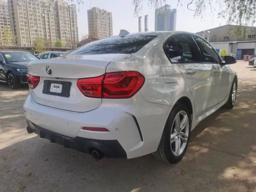 BMW 1 Series 2021 120i 1.5T M Sports Obsidian Night Edition (Changed) Automatic Gear 5