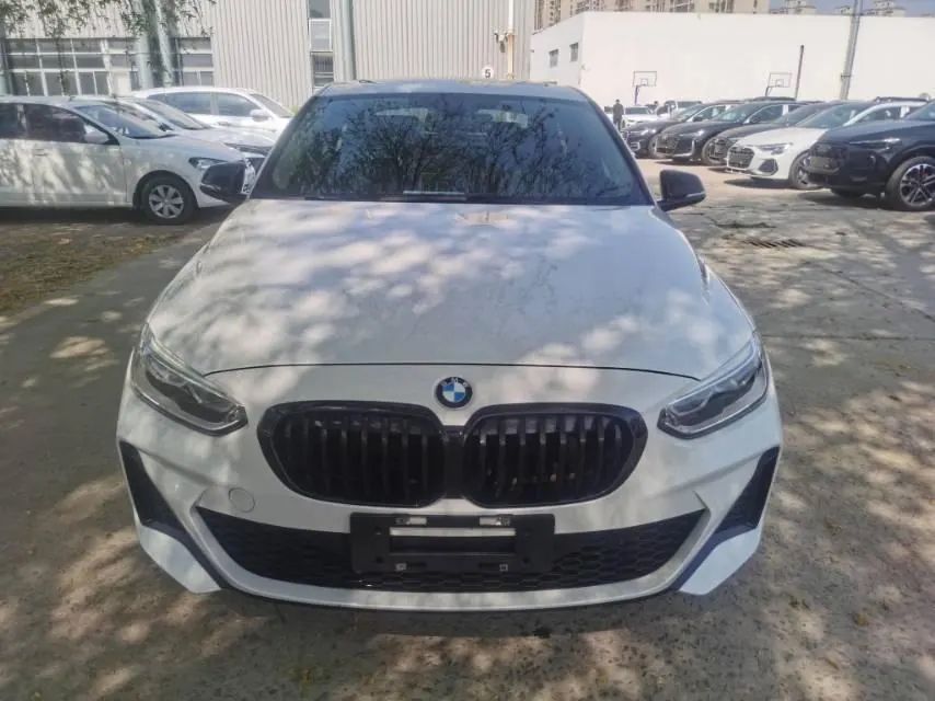 BMW 1 Series 2021 120i 1.5T M Sports Obsidian Night Edition (Changed) Automatic Gear 8
