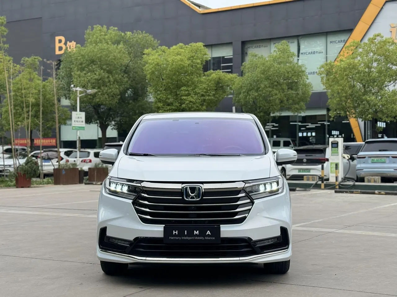 Honda 2026 Odyssey Hybrid 2.0 Stepless Sharp and Pleasant Edition Automatic Gear 2