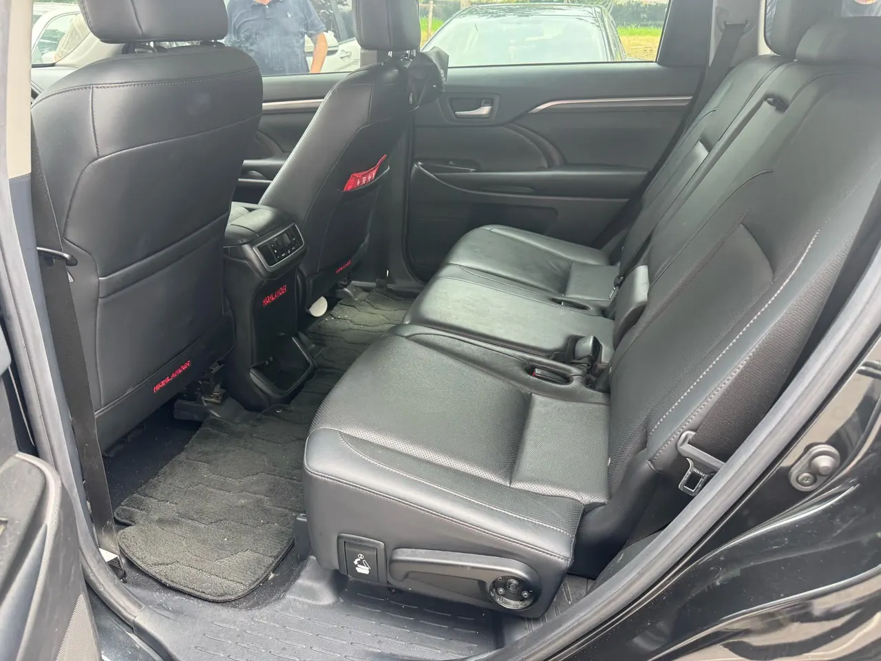 Toyota 2021 Highlander 2.0T 4-wheel drive Elite Edition 7-seat automatic gear 3