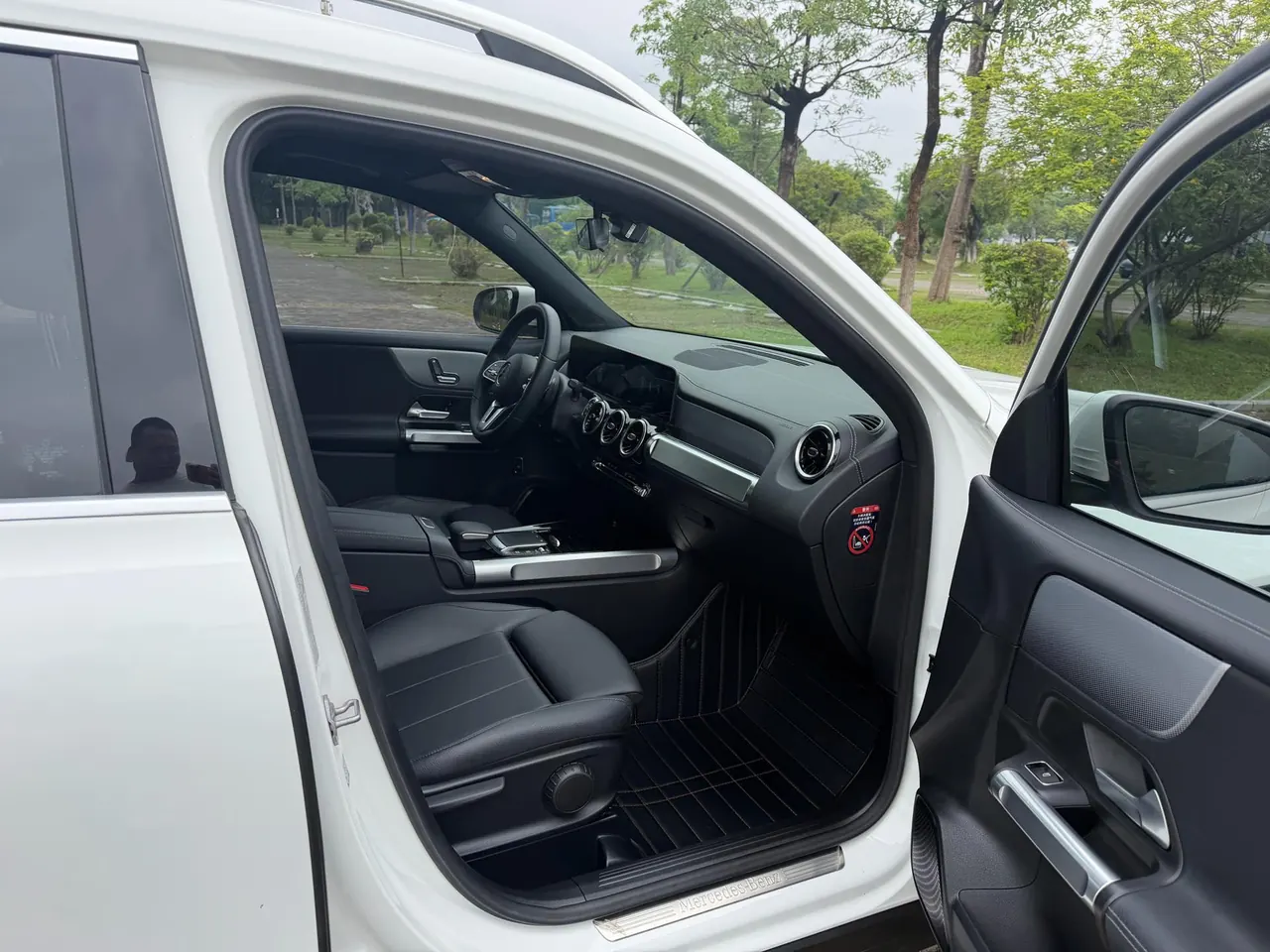 Mercedes Benz 2020 GLB 180 1.3T Dynamic Automatic 11