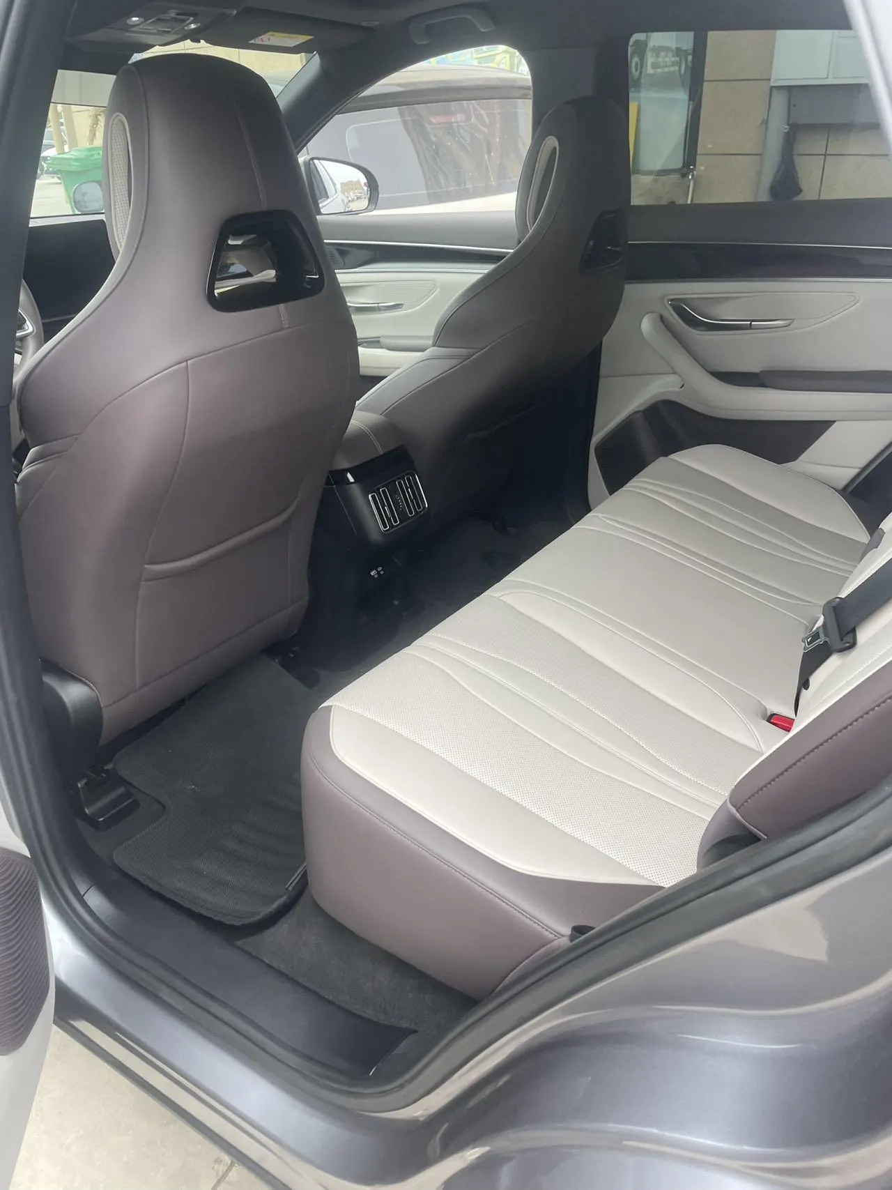 BYD Song PLUS New Energy 2025 Song PLUS DM-i 1.5 Stepless 112KM Honorable Automatic Gear 3