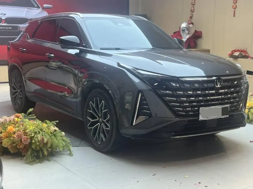 ChangAn 2025 UNI-Z 1.5T honorable automatic gear 3