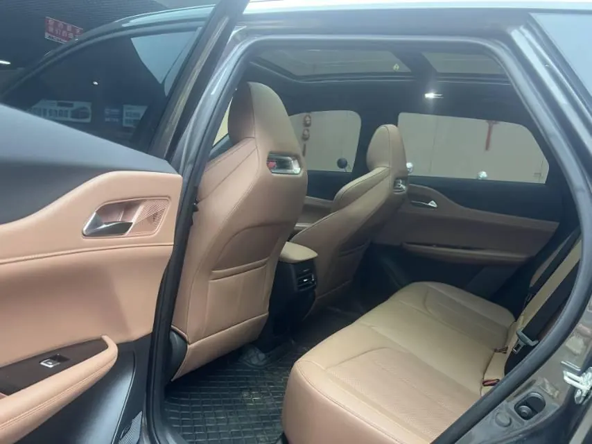 ChangAn 2025 UNI-Z 1.5T honorable automatic gear 4