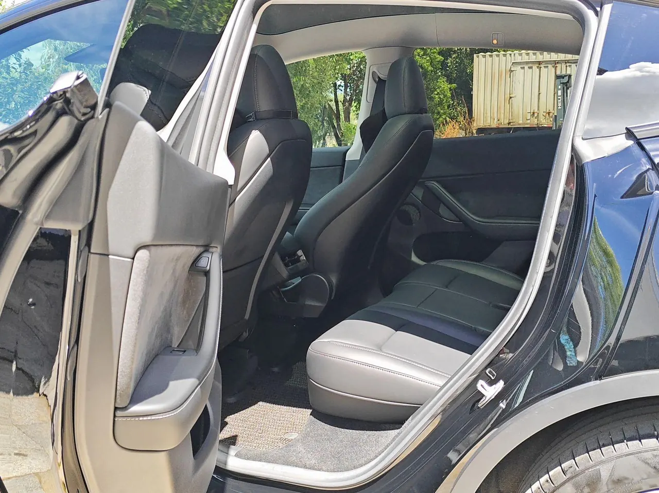 Tesla 2022 Model Y rear-wheel drive version (facelift) automatic gear 6