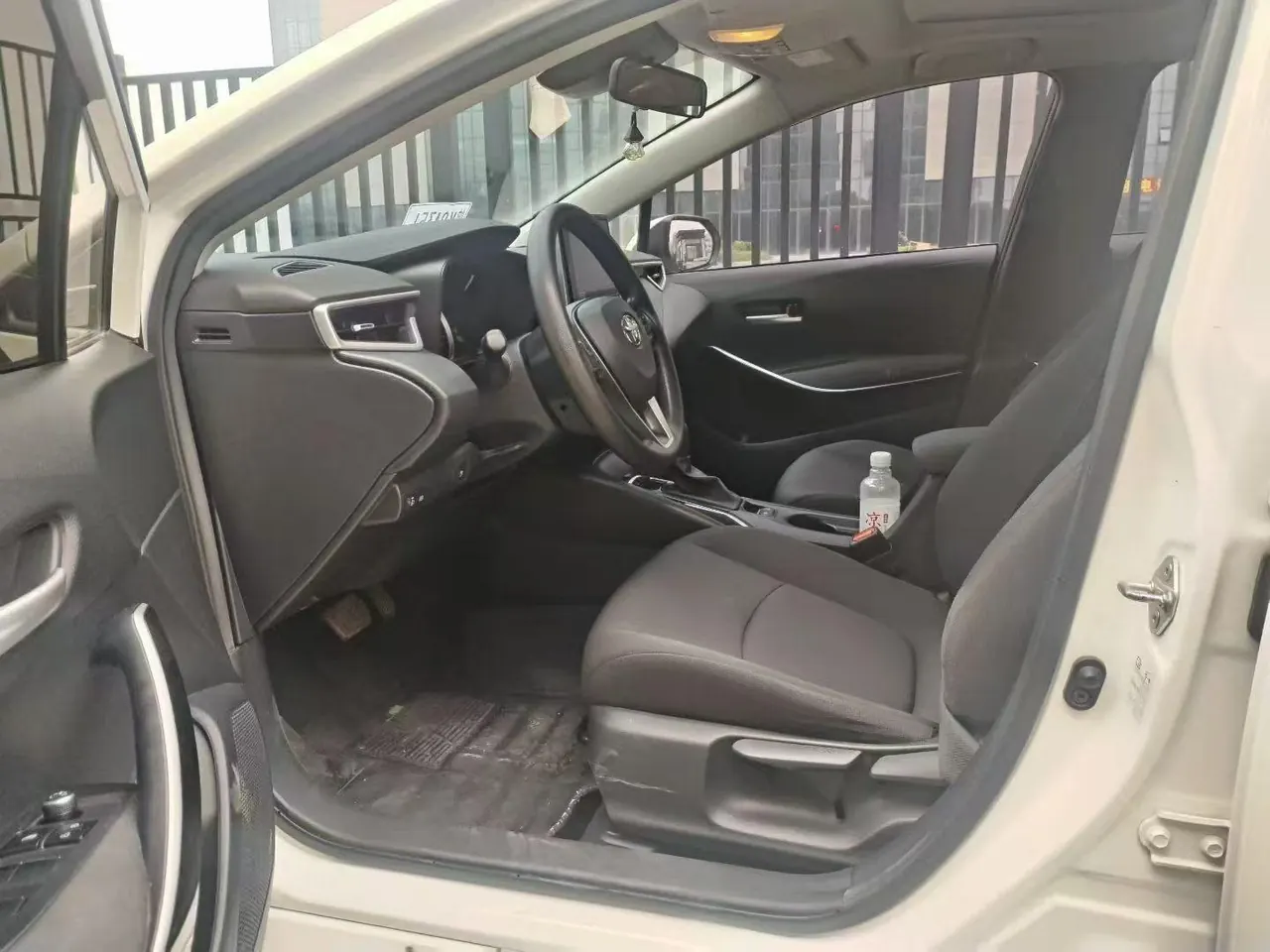 Toyota 2021 Corolla Double Engine 1.8 Stepless Elite Automatic Gear 2